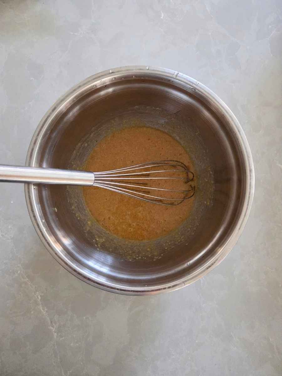 Freshly milled soft white wheat flour mixed with apple pie spice, baking powder, baking soda, and salt